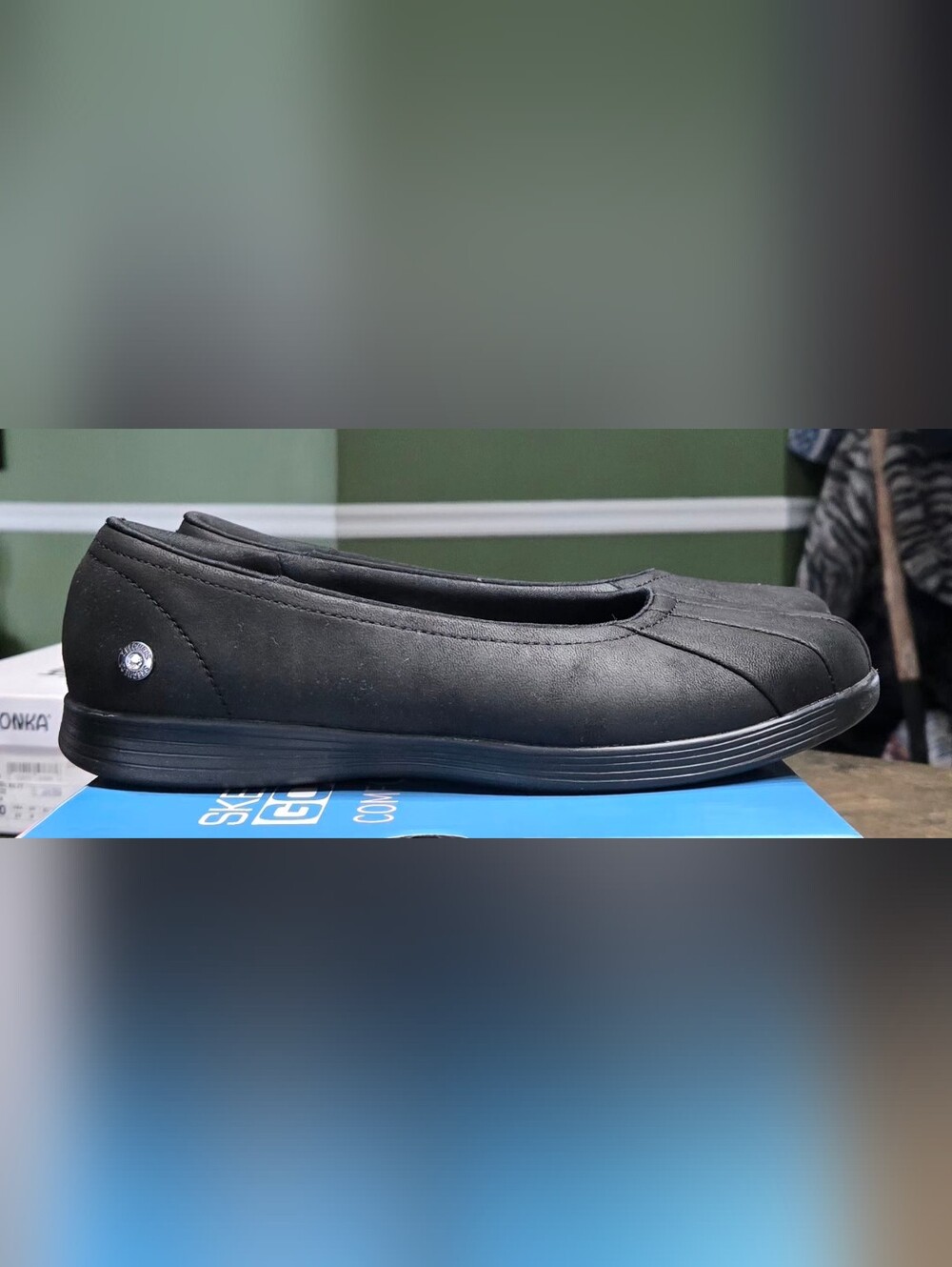 Skechers Black Women's Quilted Slip-On Ballet Flats #1296 - Picture 4 of 8